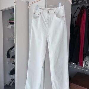 Levi's Women's White Rib Cage Straight Leg Jeans